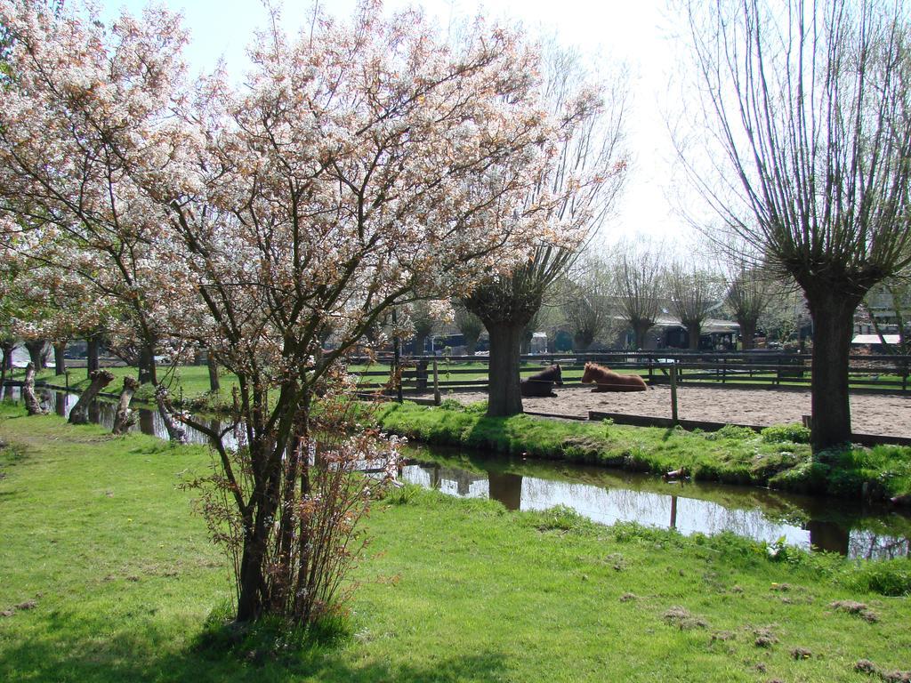 Bed&Brood De Straverdonk Graft Bagian luar foto